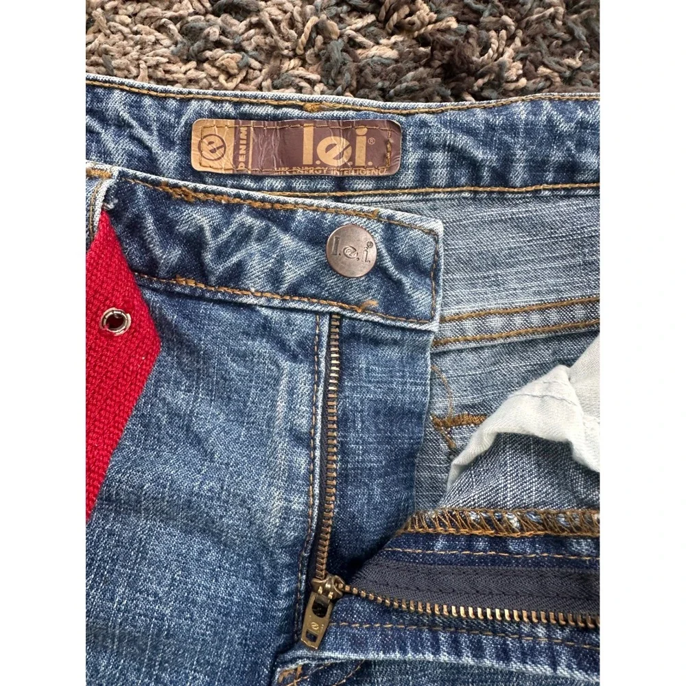 L.E.I. Denim Shorts Womens 7 Blue Excellent Y2K Medium Wash Red‎ Belt 1691034X